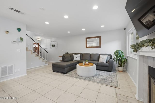 228 Hill Ranch Drive, Thousand Oaks, CA 91362 — photo 17 of 35