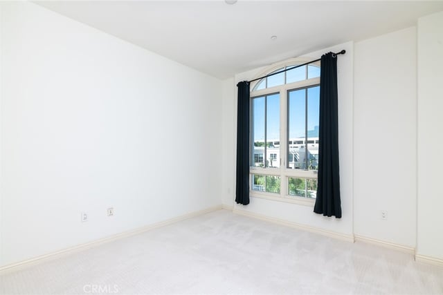 607 Caruso Avenue, Glendale, CA 91210 — photo 20 of 42