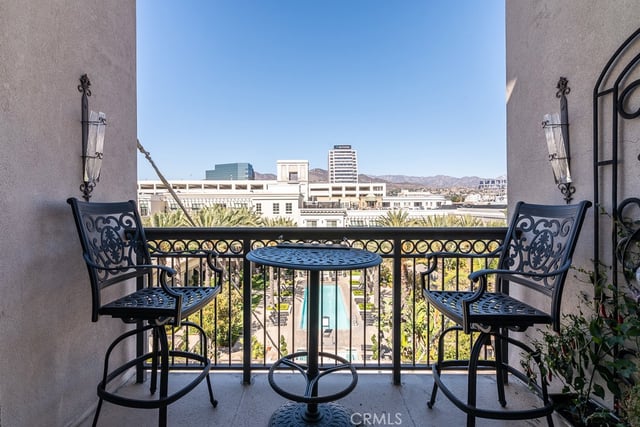 607 Caruso Avenue, Glendale, CA 91210 — photo 31 of 42