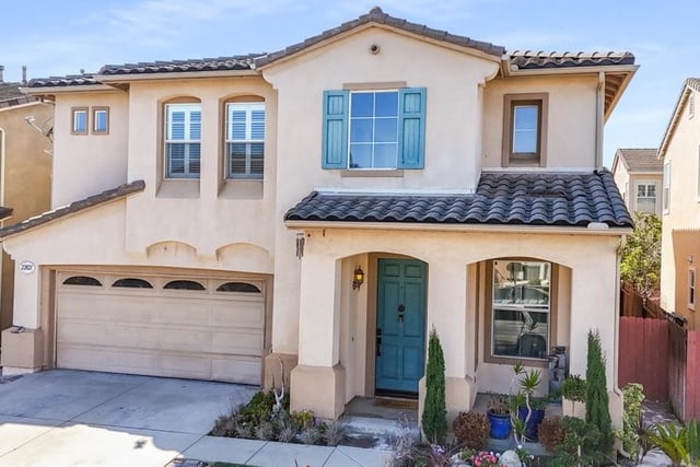 22821 Oak Knoll, Carson, CA 90745 — photo 3 of 75
