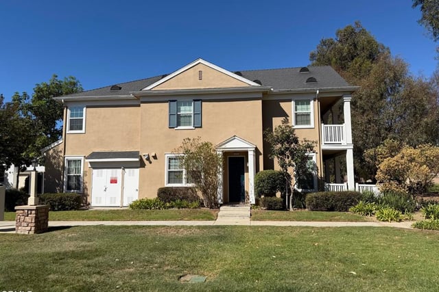 900 Fitzgerald Avenue, Ventura, CA 93003 — photo 3 of 43