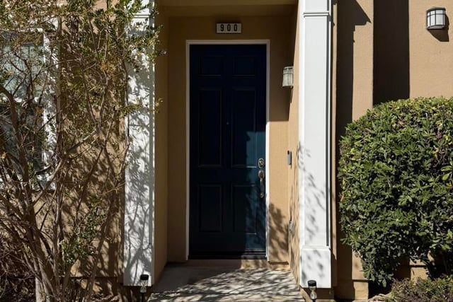 900 Fitzgerald Avenue, Ventura, CA 93003 — photo 4 of 43