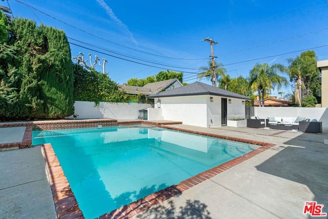 4955 Woodman Avenue, Sherman Oaks, CA 91423 — photo 26 of 30