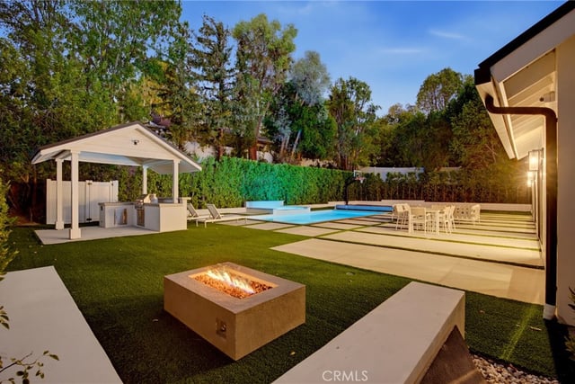 4830 Winnetka Avenue, Woodland Hills, CA 91364 — photo 51 of 58