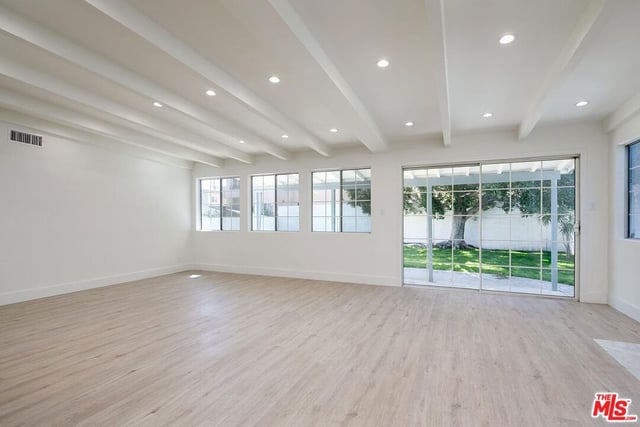6029 Wilkinson Avenue, North Hollywood, CA 91606 — photo 9 of 22