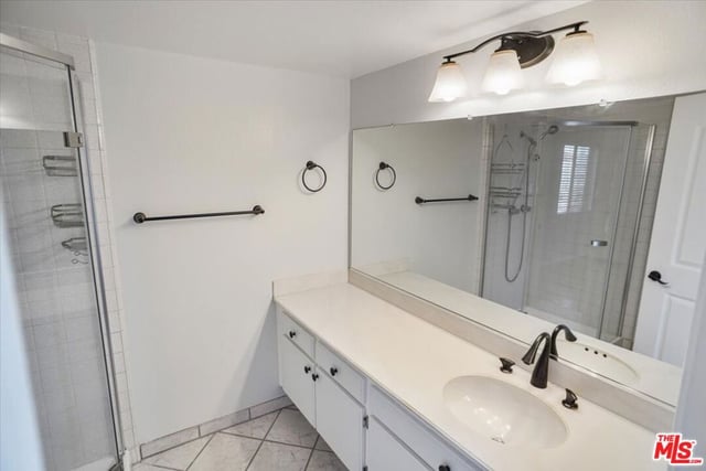 4365 Mclaughlin Avenue 18, Los Angeles, CA 90066 — photo 21 of 32