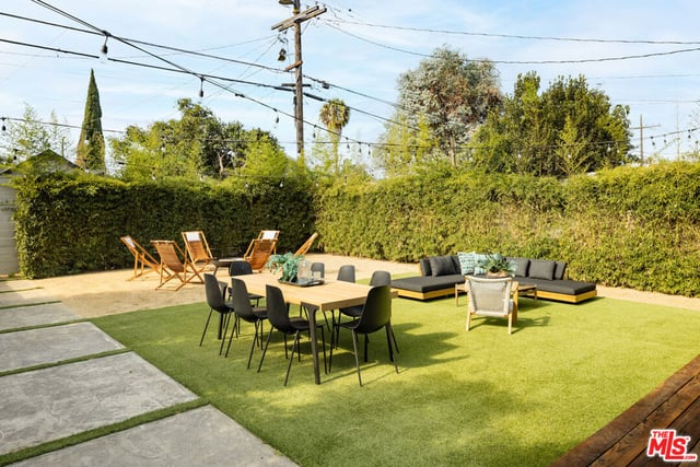 3342 W 27th Street, Los Angeles, CA 90018 — photo 32 of 45