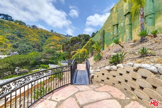 1754 Franklin Canyon Drive, Beverly Hills, CA 90210 — photo 68 of 75