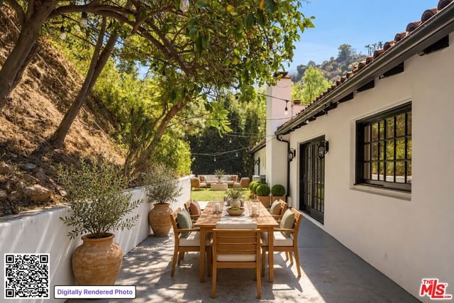1132 Chantilly Road, Los Angeles, CA 90077 — photo 23 of 24