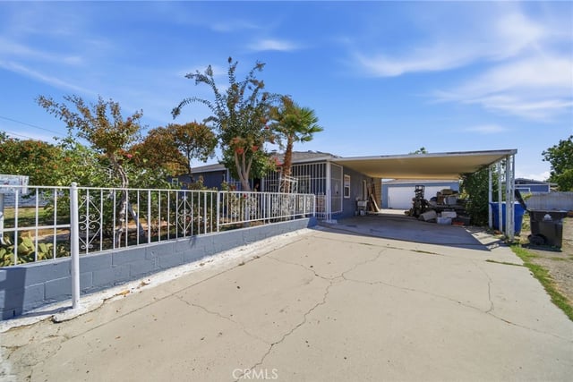 13500 Pierce, Pacoima, CA 91331 — photo 2 of 40