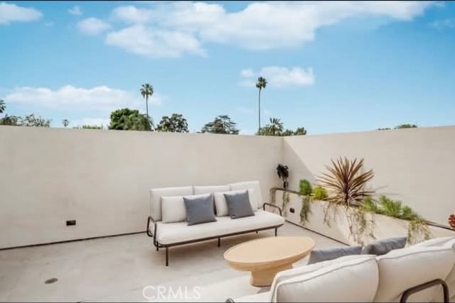 15447 Huston, Sherman Oaks, CA 91403 — photo 11 of 44