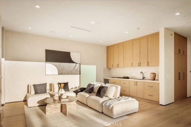 15447 Huston, Sherman Oaks, CA 91403 — photo 31 of 44