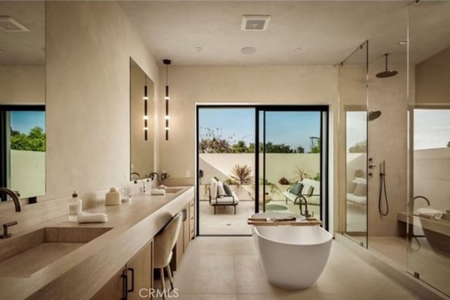 15447 Huston, Sherman Oaks, CA 91403 — photo 35 of 44