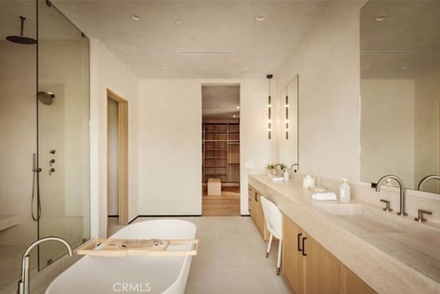 15447 Huston, Sherman Oaks, CA 91403 — photo 36 of 44