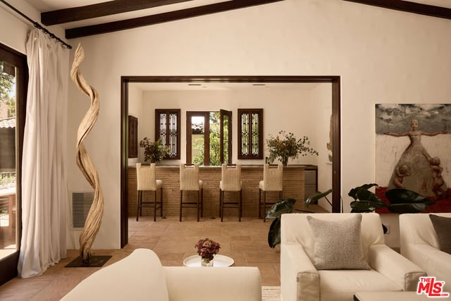 1164 N Doheny Drive, Los Angeles, CA 90069 — photo 22 of 34