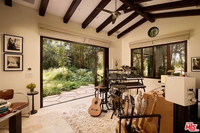 1164 N Doheny Drive, Los Angeles, CA 90069 — photo 26 of 34