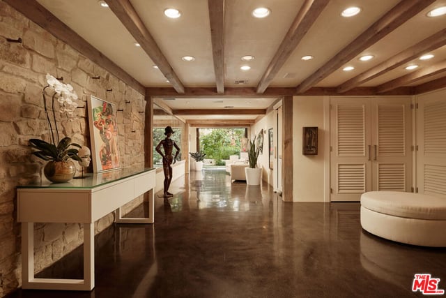 1164 N Doheny Drive, Los Angeles, CA 90069 — photo 30 of 34