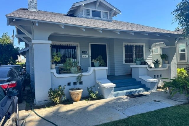 5102 Cimarron, Los Angeles, CA 90062 — photo 2 of 14