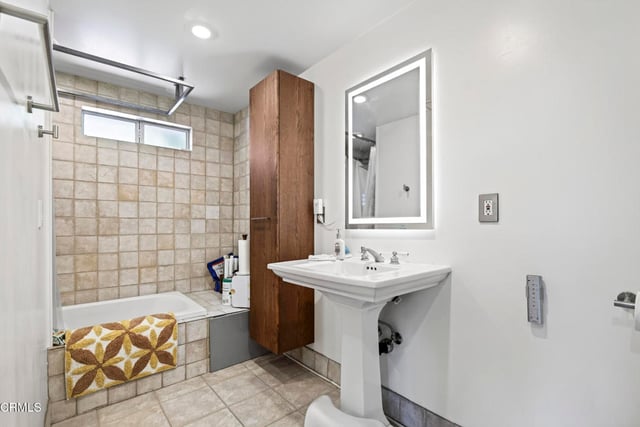 4021 Liberty Avenue N, Glendale, CA 91214 — photo 30 of 54