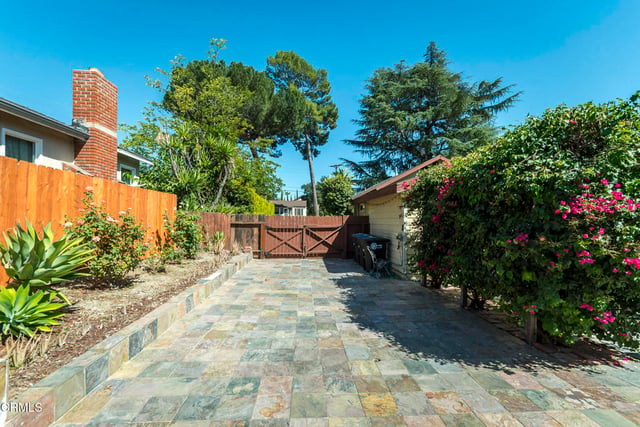 4021 Liberty Avenue N, Glendale, CA 91214 — photo 33 of 54