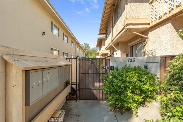 735 Arcadia Avenue L, Arcadia, CA 91007 — photo 3 of 33