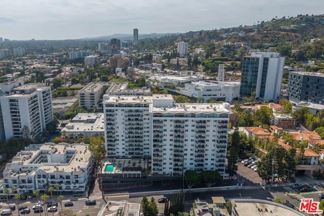 1155 N La Cienega Boulevard 110, West Hollywood, CA 90069 — photo 36 of 46