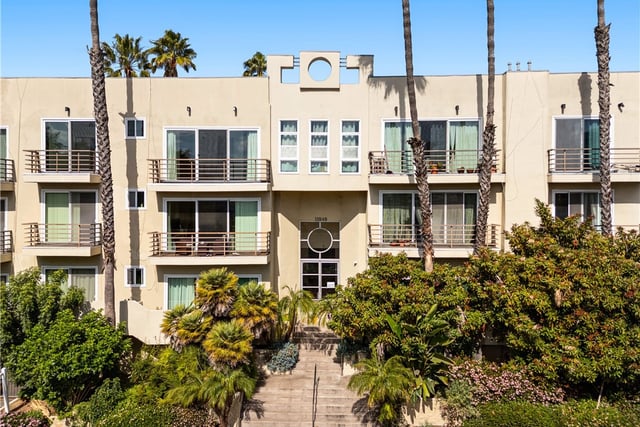 11949 Goshen Avenue 110, Los Angeles, CA 90049 — photo 16 of 16