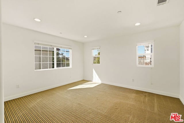 338 W Milford Street 106, Glendale, CA 91203 — photo 22 of 38