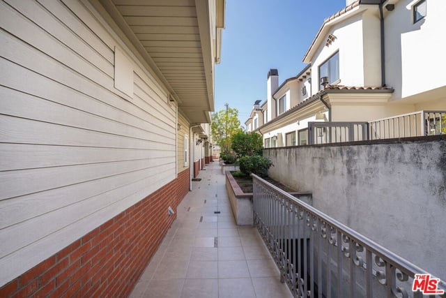 338 W Milford Street 106, Glendale, CA 91203 — photo 34 of 38