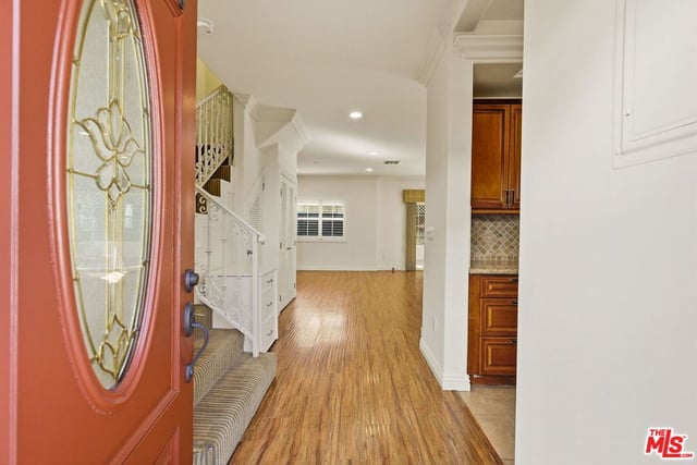 338 W Milford Street 106, Glendale, CA 91203 — photo 4 of 38
