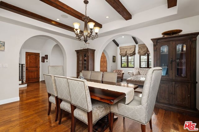 3522 S Barrington Avenue, Los Angeles, CA 90066 — photo 10 of 28