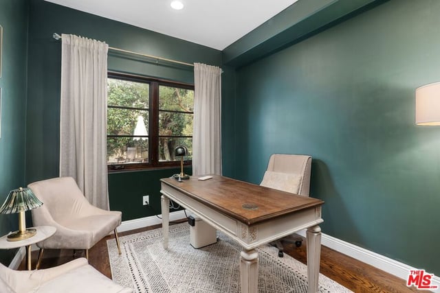 3522 S Barrington Avenue, Los Angeles, CA 90066 — photo 12 of 28