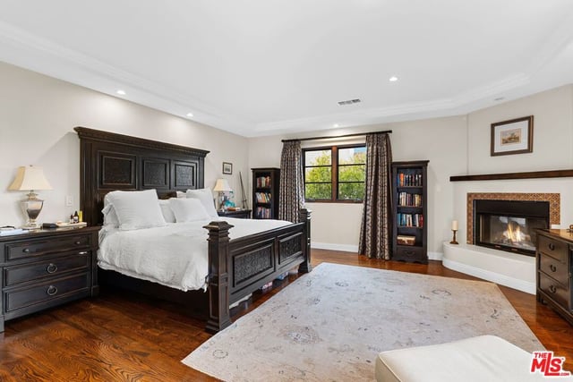 3522 S Barrington Avenue, Los Angeles, CA 90066 — photo 14 of 28