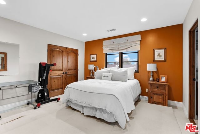 3522 S Barrington Avenue, Los Angeles, CA 90066 — photo 17 of 28