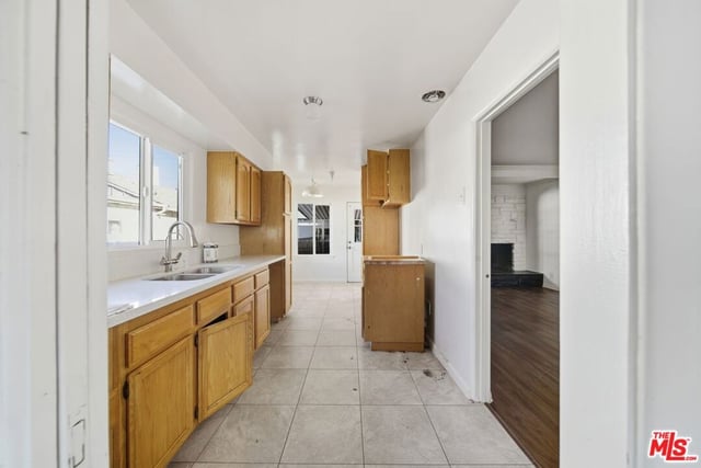 14707 Addison Street, Sherman Oaks, CA 91403 — photo 8 of 18