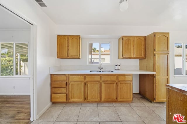 14707 Addison Street, Sherman Oaks, CA 91403 — photo 9 of 18