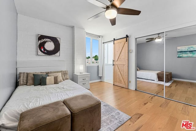540 Kelton Avenue 501, Los Angeles, CA 90024 — photo 10 of 17