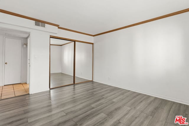 5414 Newcastle Avenue 19, Los Angeles, CA 91316 — photo 19 of 32