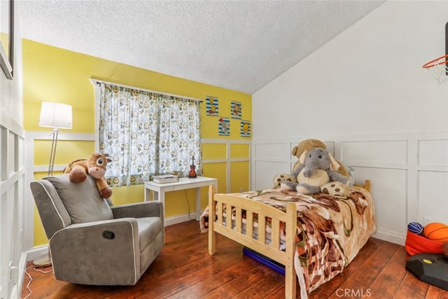 14201 Foothill Boulevard 17, Sylmar, CA 91342 — photo 13 of 36