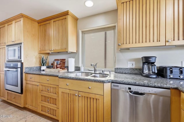 4029 Sunset Lane, Oxnard, CA 93035 — photo 15 of 67