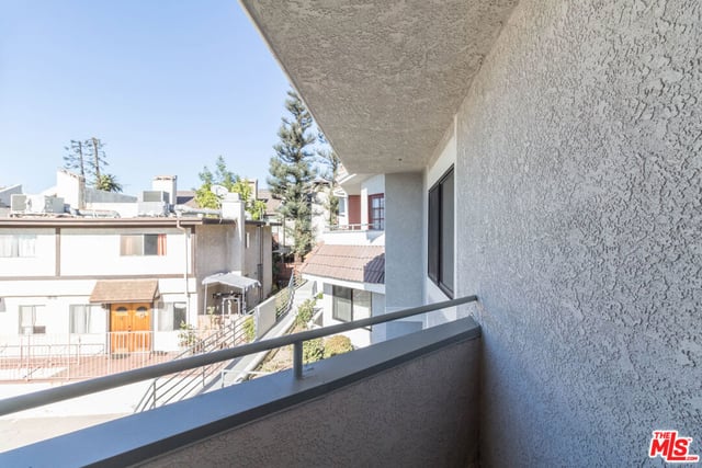 301 W Loraine Street 8, Glendale, CA 91202 — photo 16 of 24