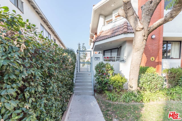 301 W Loraine Street 8, Glendale, CA 91202 — photo 2 of 24