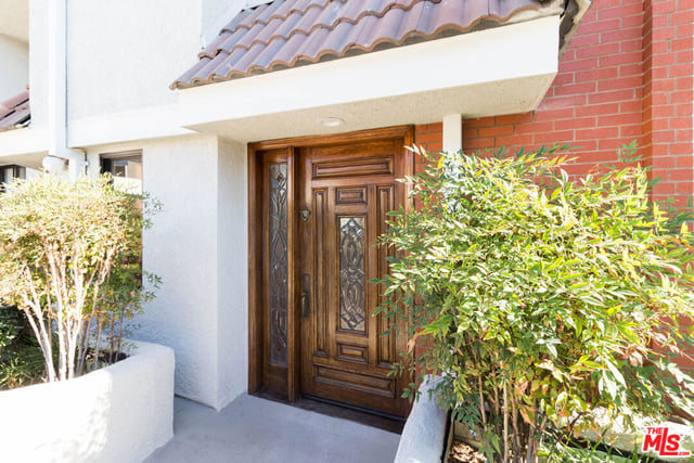 301 W Loraine Street 8, Glendale, CA 91202 — photo 3 of 24