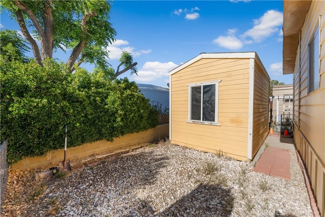 2550 E Avenue I 15, Lancaster, CA 93535 — photo 10 of 11