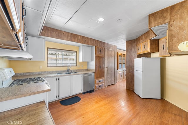 2550 E Avenue I 15, Lancaster, CA 93535 — photo 7 of 11