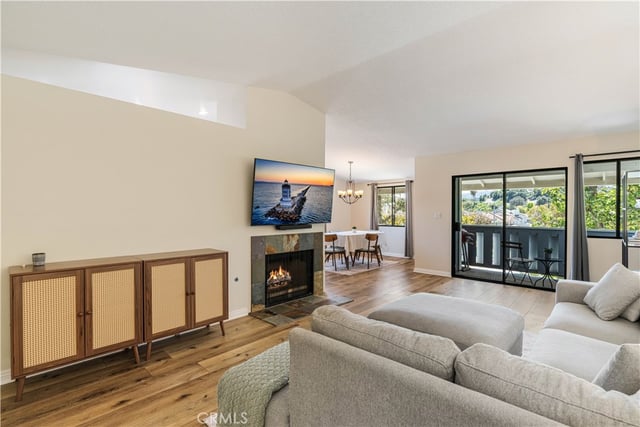 29123 Thousand Oaks Blvd C, Agoura Hills, CA 91301 — photo 2 of 23