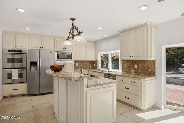 68 La Paz Court, Simi Valley, CA 93065 — photo 12 of 62