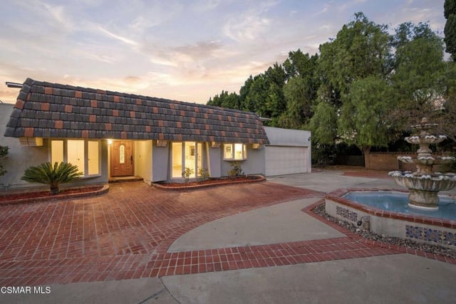 68 La Paz Court, Simi Valley, CA 93065 — photo 2 of 62