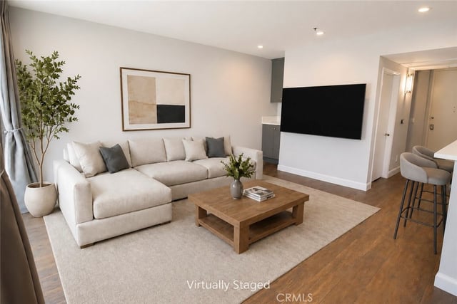 5350 White Oak Avenue 105, Encino, CA 91316 — photo 13 of 38