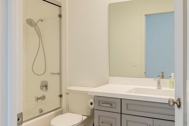5350 White Oak Avenue 105, Encino, CA 91316 — photo 24 of 38
